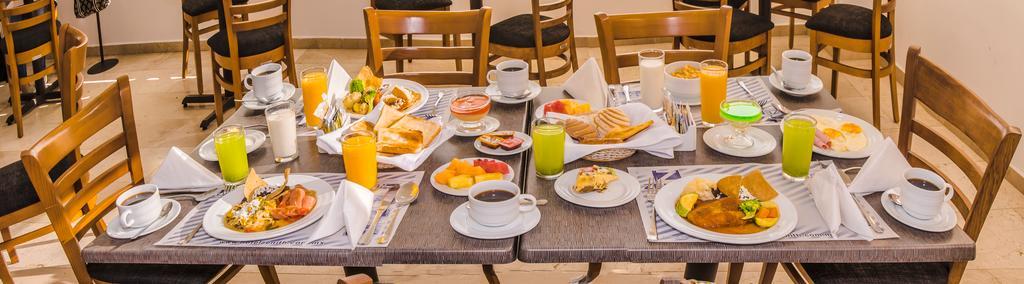 Hotel Zenith Теуакан Екстер'єр фото